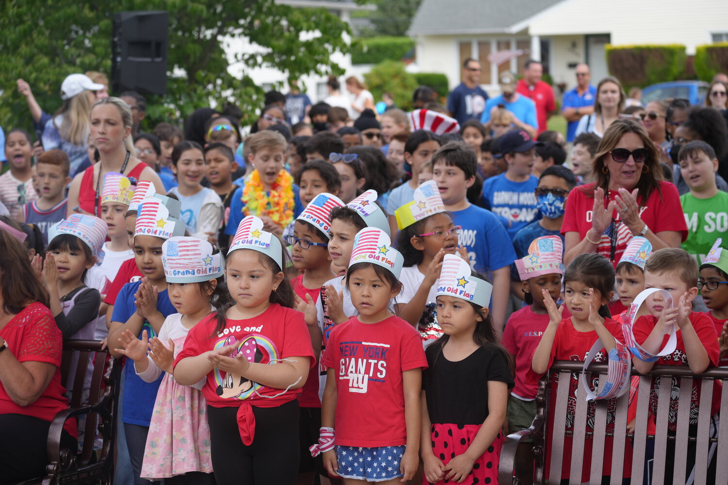 do-you-know-the-history-of-the-american-flag-students-from-barnum